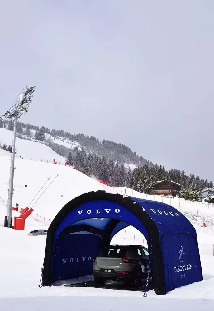 Tente gonflable modèle N personnalisée Volvo
