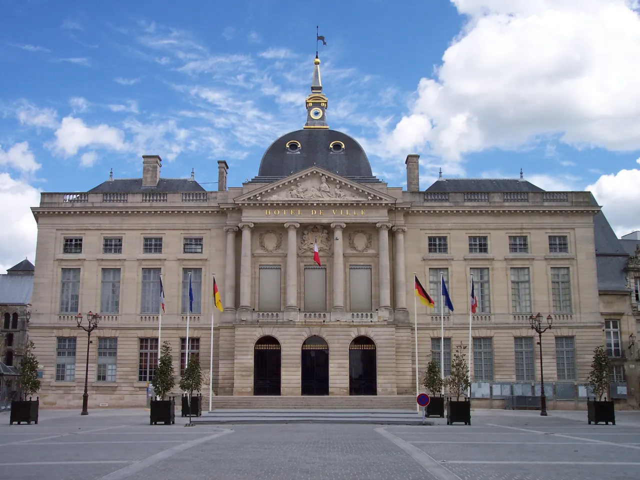 Châlons-en-Champagne — Hôtel de ville de Châlons-en-Champagne