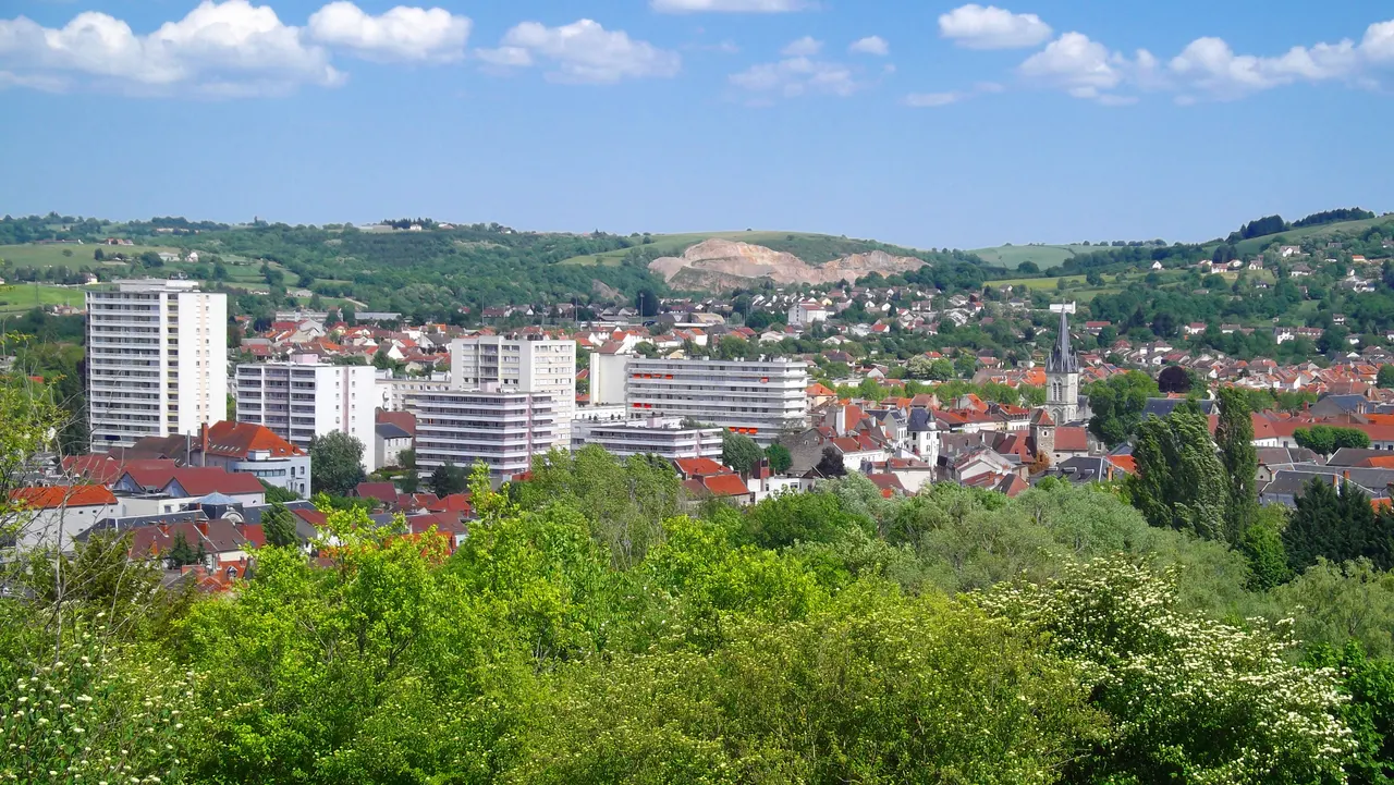 Cusset — Vue sur le centre de Cusset depuis Montbeton