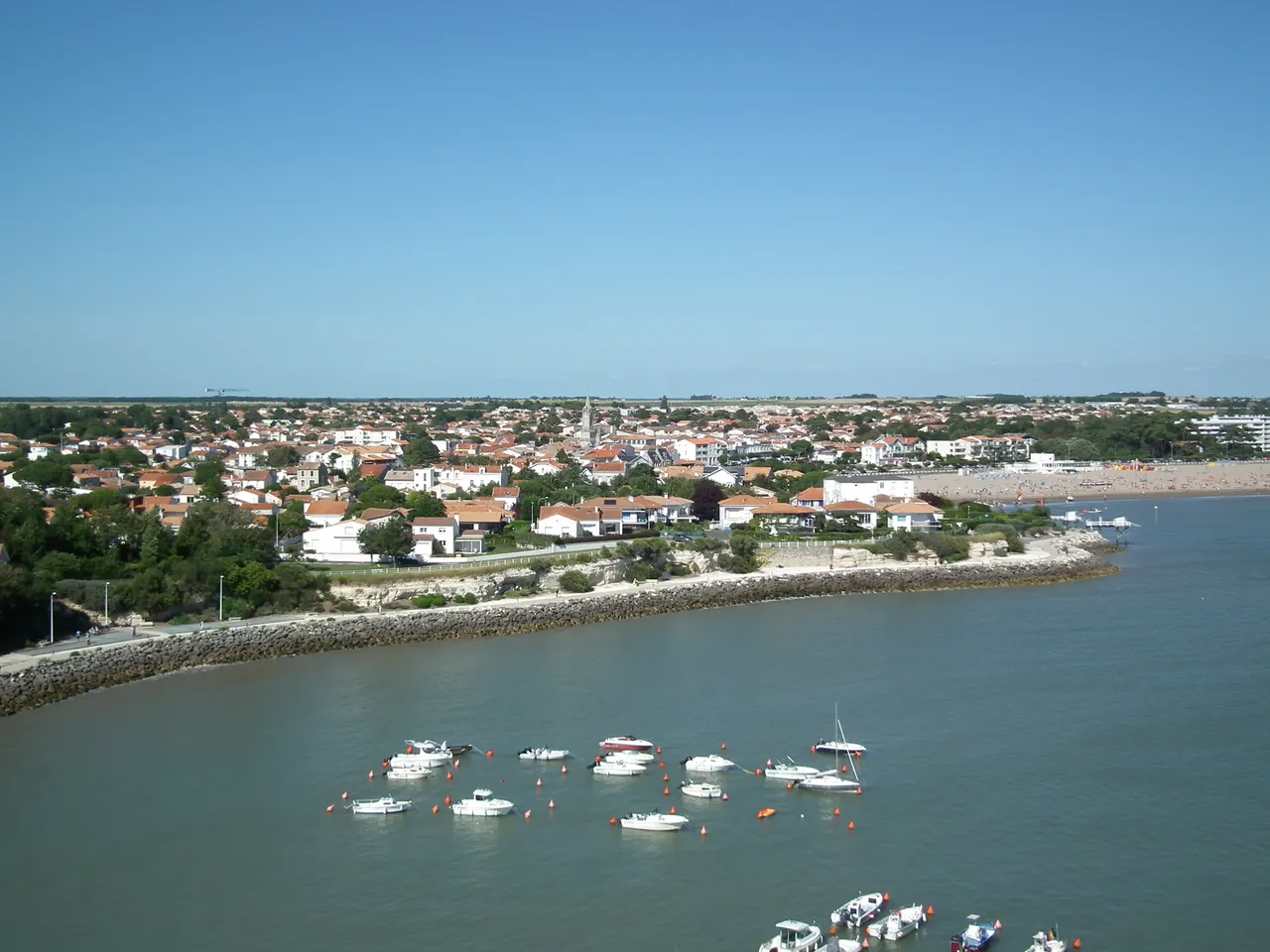 Saint-Georges-de-Didonne — Saint-Georges-de-Didonne depuis le phare