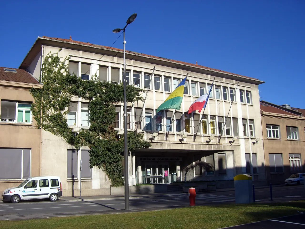 Saint-Martin-d'Hères — Maison Communale - Saint-Martin-d'Hères