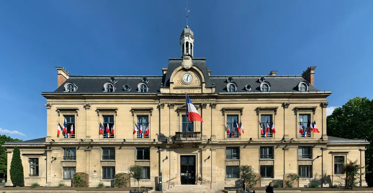 Saint-Ouen-sur-Seine — Hôtel ville St Ouen Seine