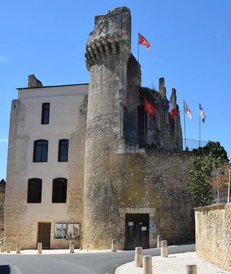 Villamblard — Château de barrière